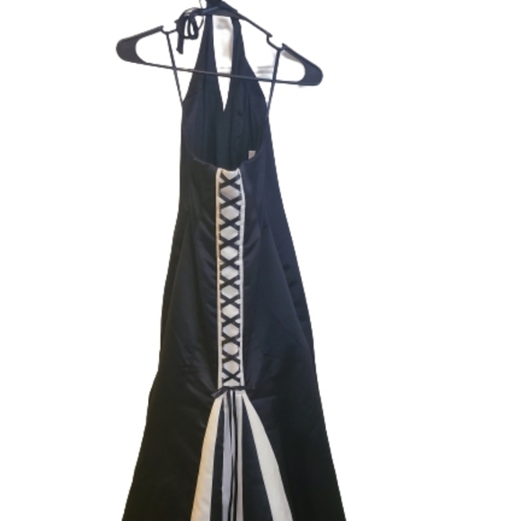 Scott McClintock Ball/ Prom Gown Formal - Picture 2 of 3